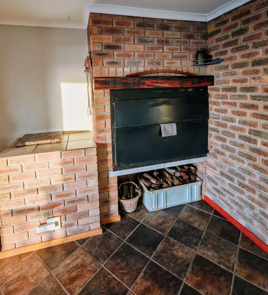 4 Bedroom Property for Sale in De Kelders Western Cape